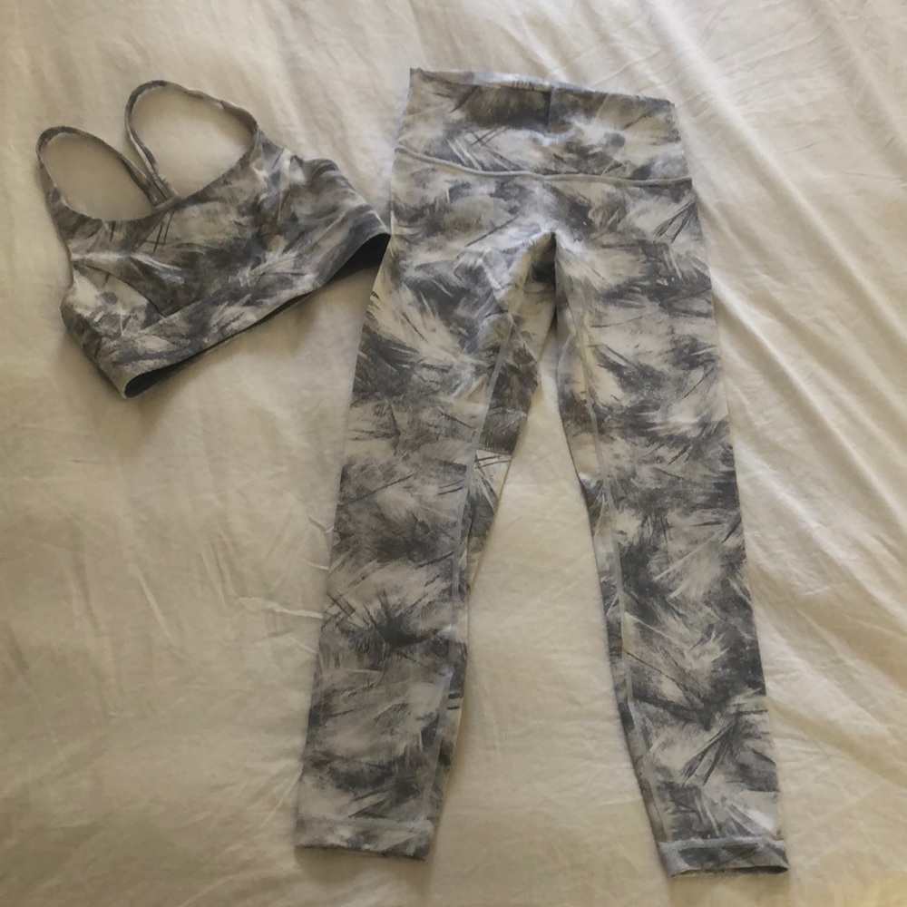 Lululemon Pants and Bra Set